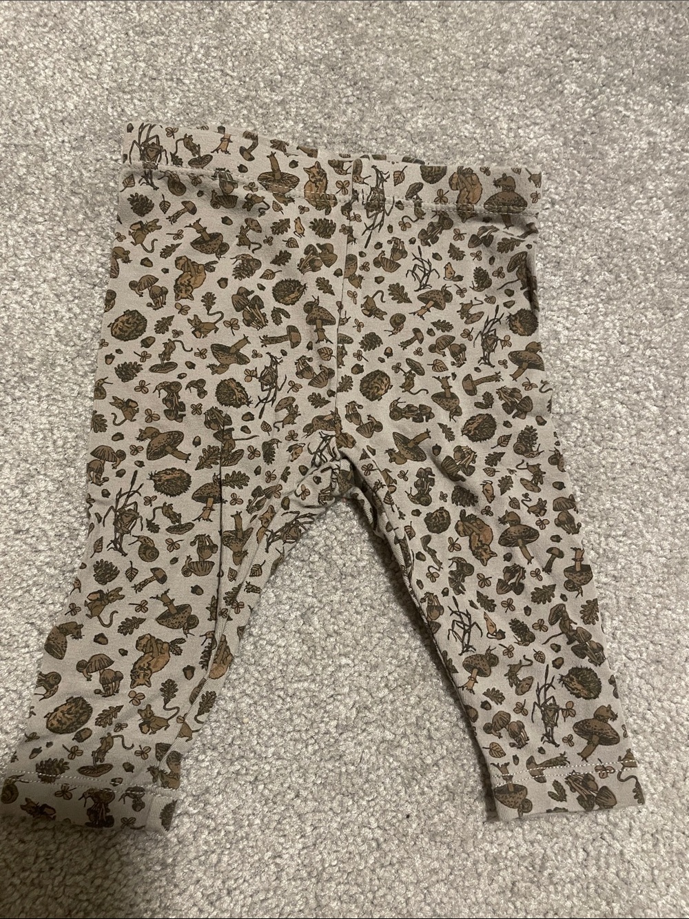Neutral Woodland Print Leggings for Kids - Taupe Mushroom Pattern